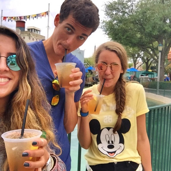 Disney Mickey Mouse Club Mellow Yellow Crewneck Short Sleeve Pocket Tee Small - Picture 3 of 8